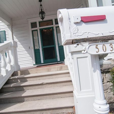 Greene Gables Inn White Hall Exterior photo